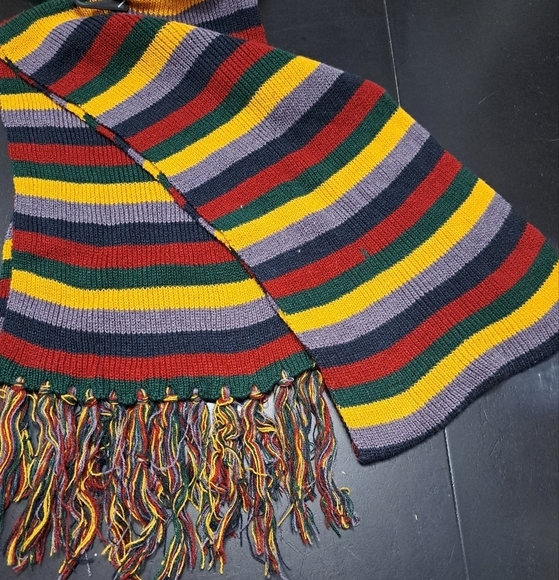 NWT Striped Hat & Scarf With Fringe - Picture 3 of 3